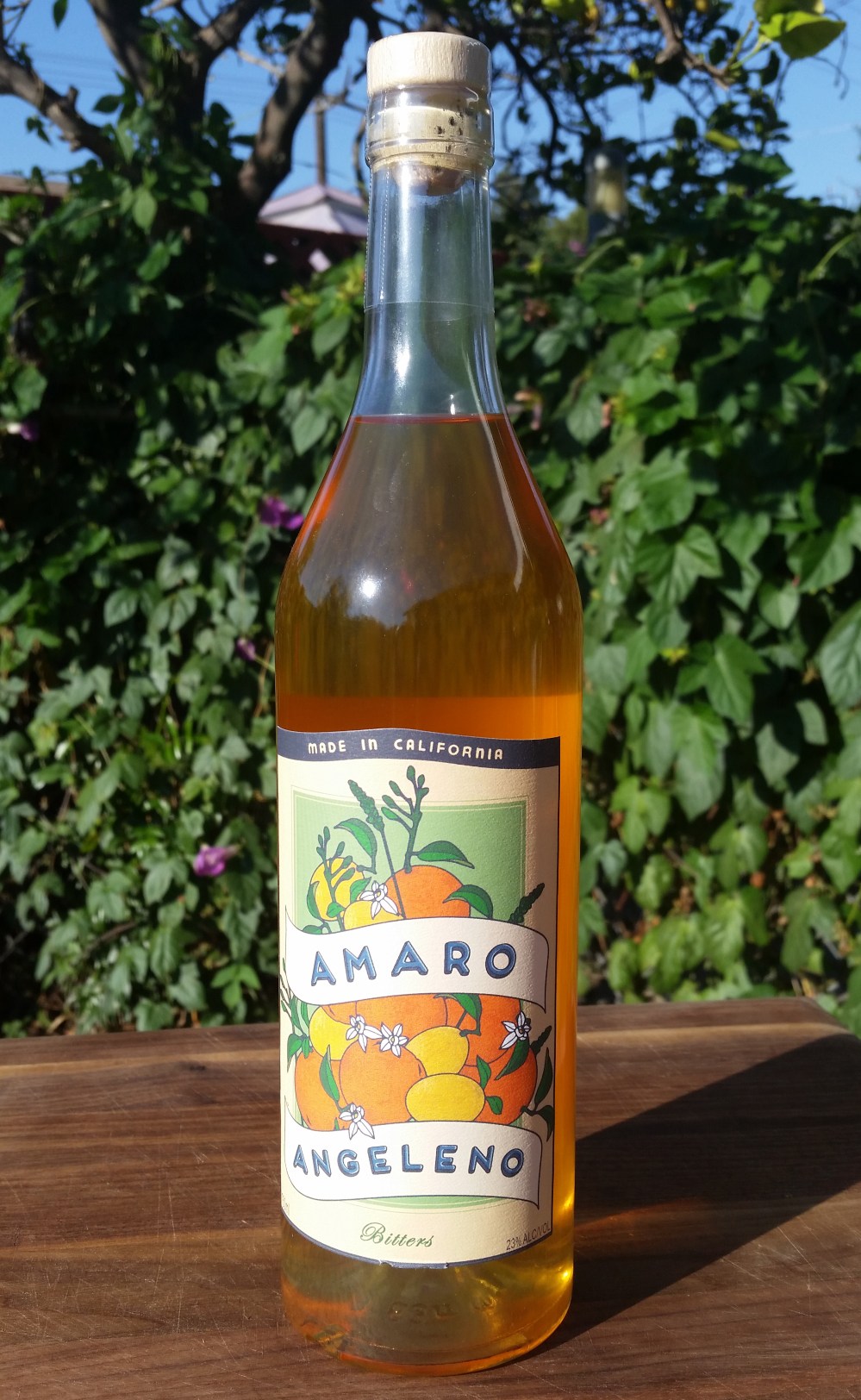 AngelenoDetailBottle